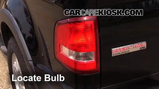 2008 Ford Explorer Sport Trac XLT 4.0L V6 Éclairage Feux de marche arrière (remplacer une ampoule)